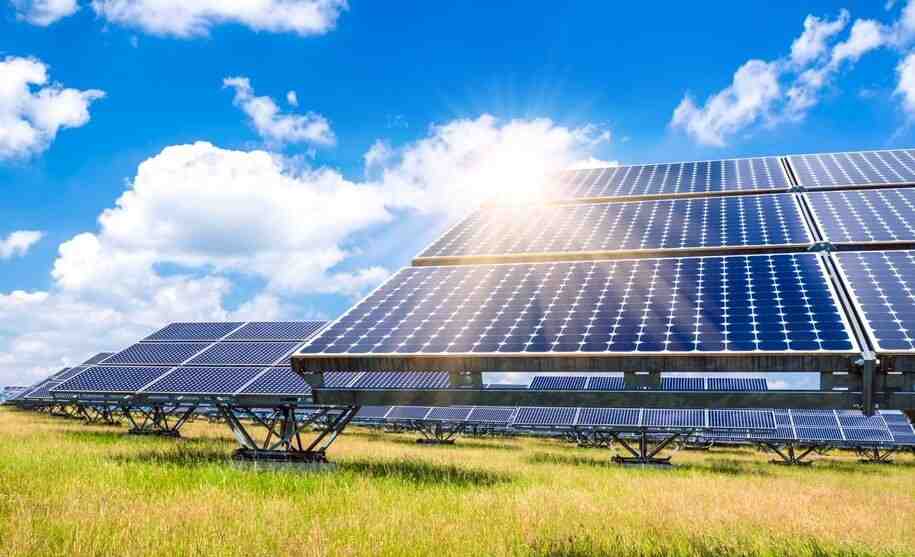 What are the positive effects of using solar energy?