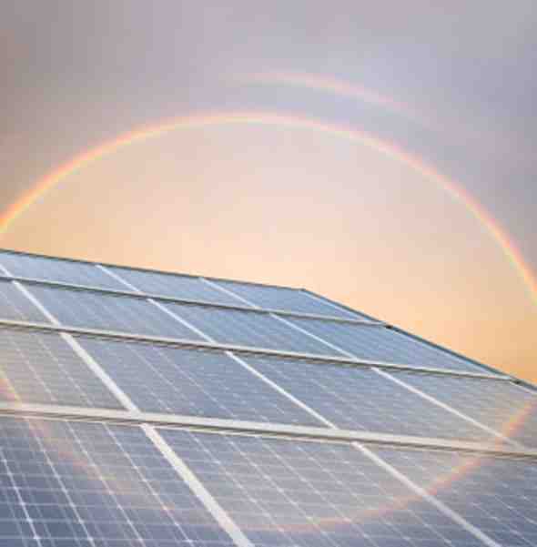 How is solar power work?