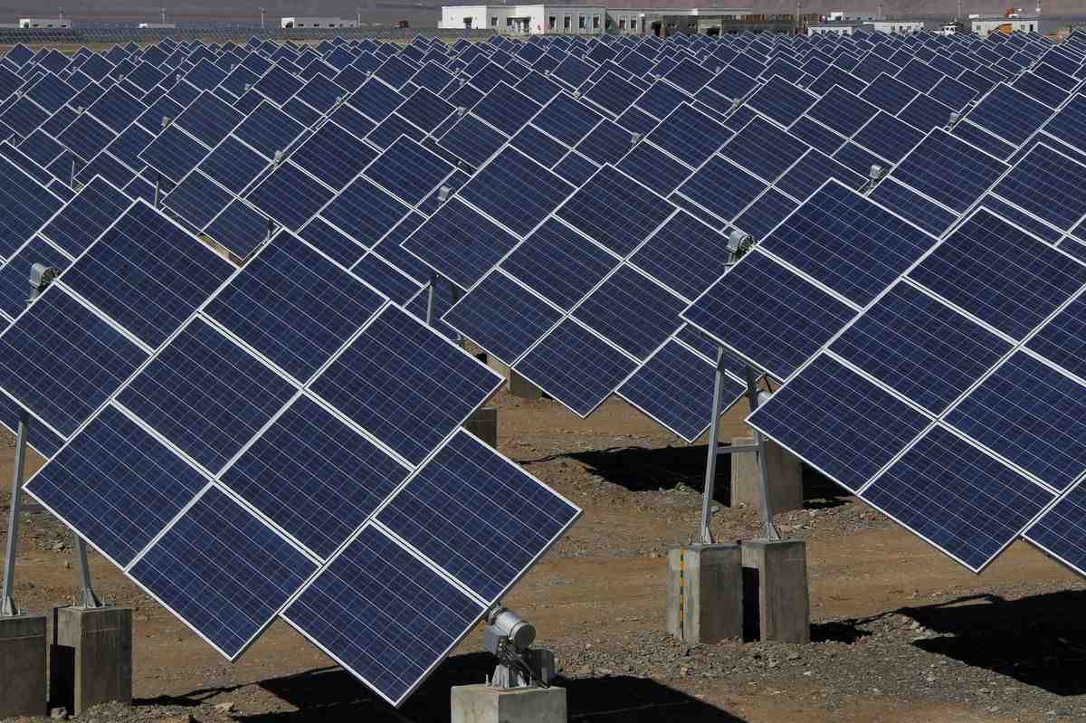 Why solar energy is not popular?