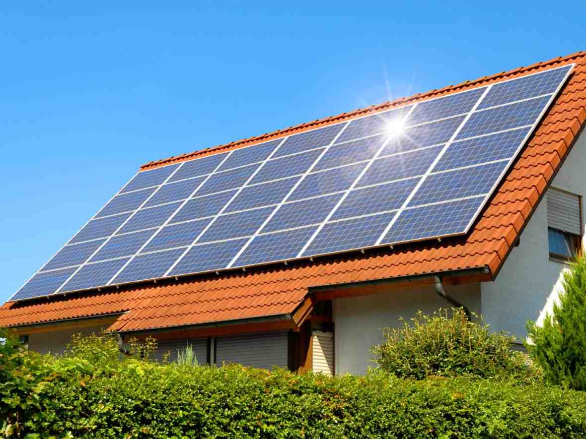 Do solar panels drain battery at night?